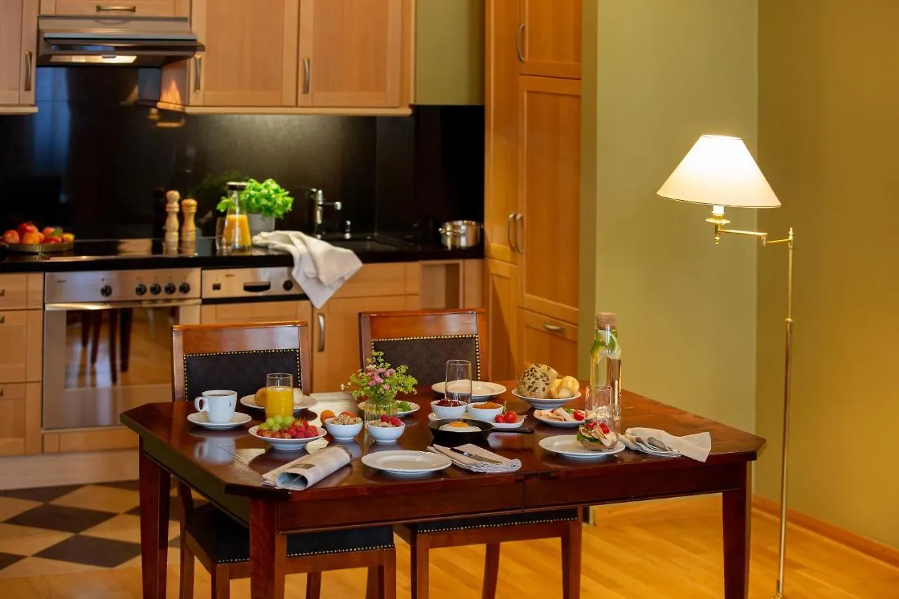 Louisa'S Place Berlin 5*,  Almanya
